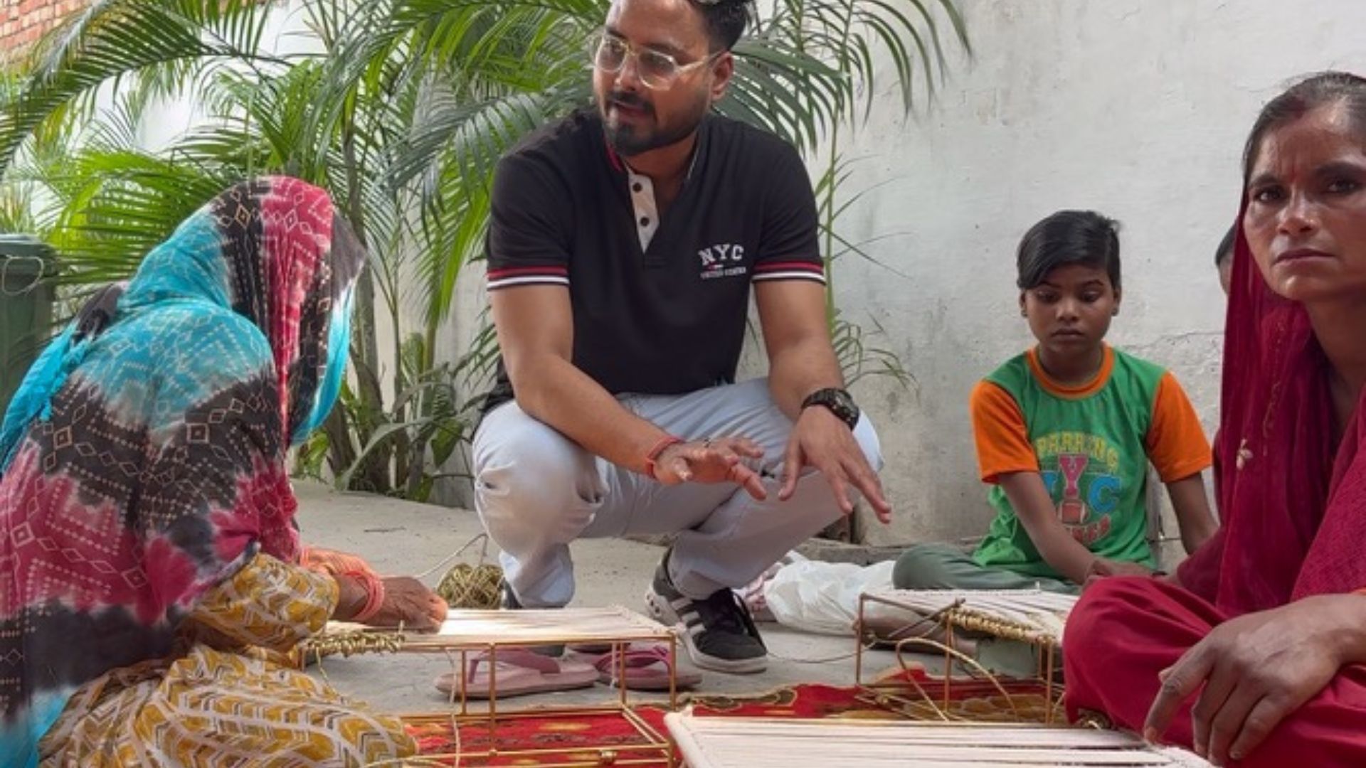 sirohi-artisans-are-trained-at-design-and-quality.jpg